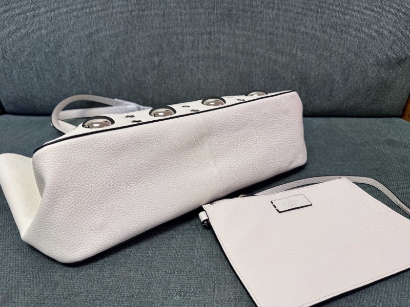 Va1e*ntin0 shopping bag